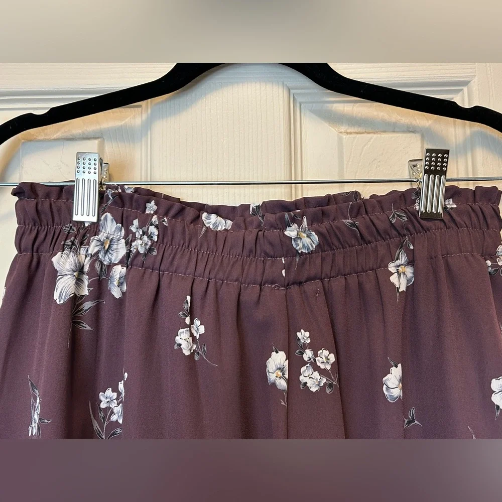 Purple Floral Mini Skirt Summer Business Casual Work Attire Stretchy Waist Sz M